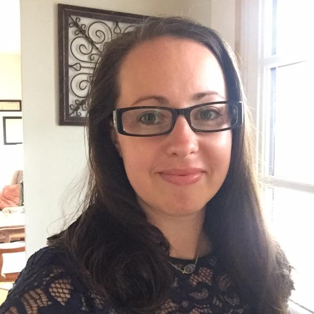 Meet your Posher, Esther tom